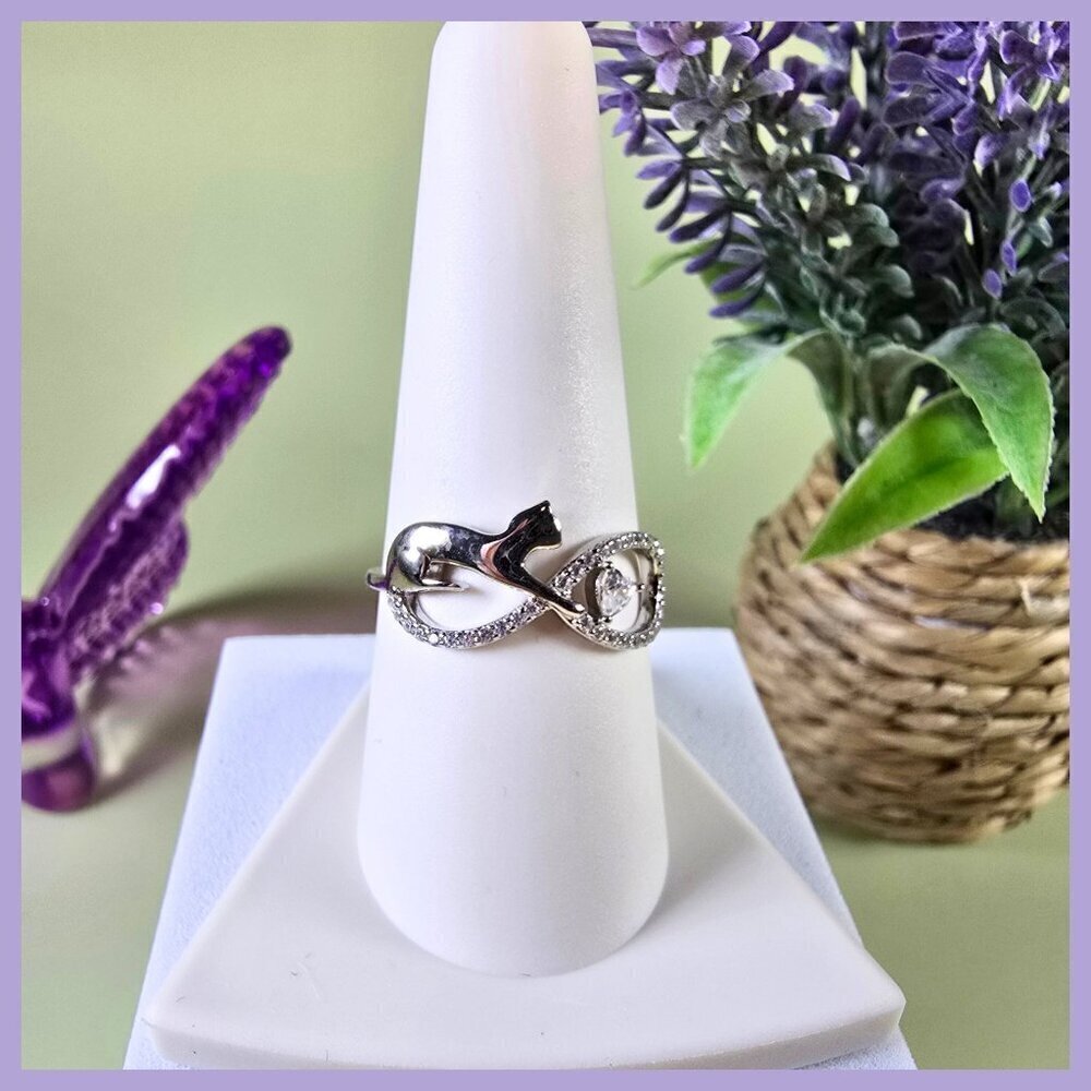 Cat-Infinity 925 Silver Ring With CZ Heart Size 8.5 (NWOT)‎